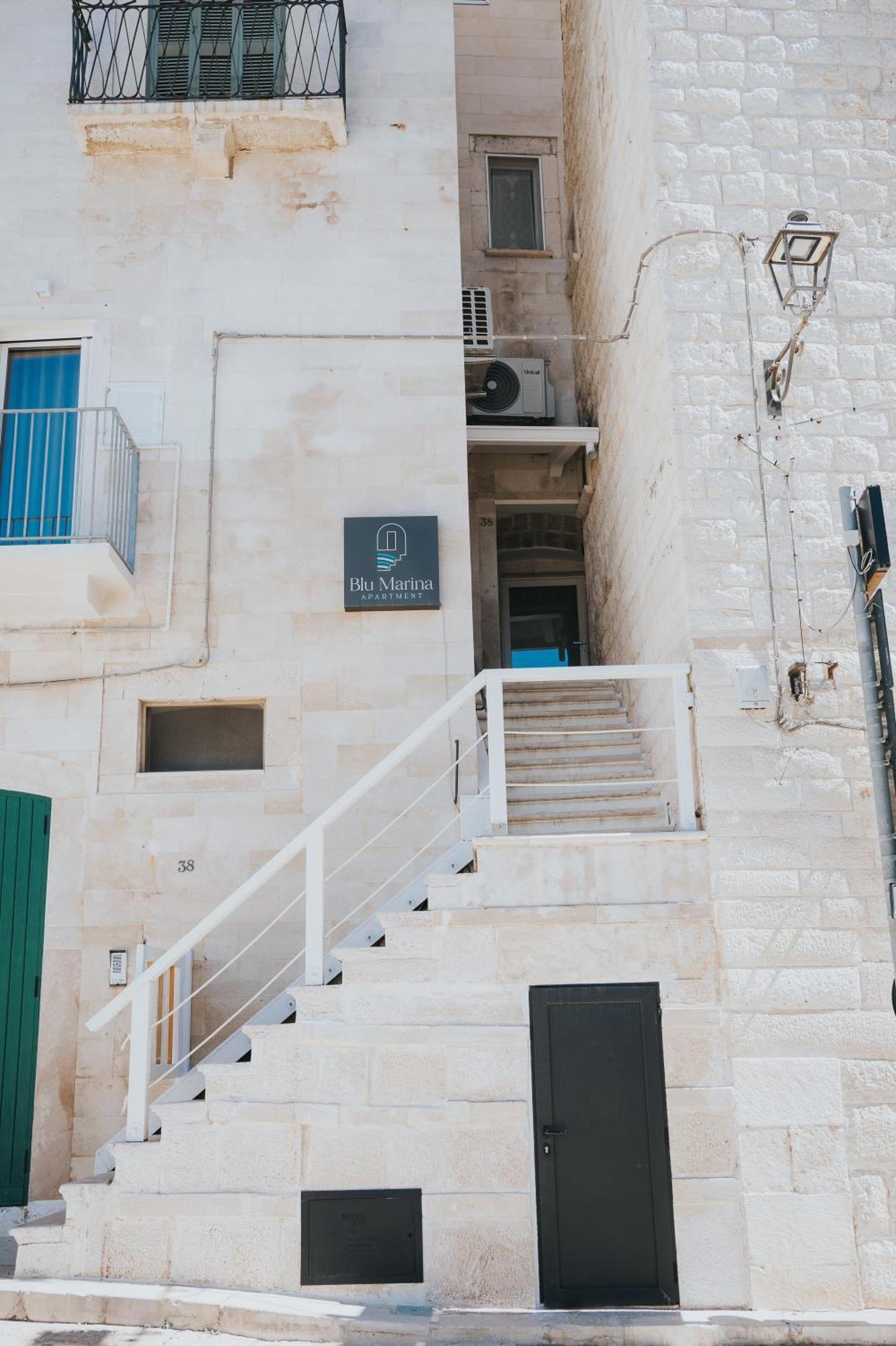 Blu Marina Apartment Giovinazzo Eksteriør bilde